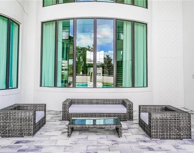 3999 Isabella Circle - Photo Thumbnail 23