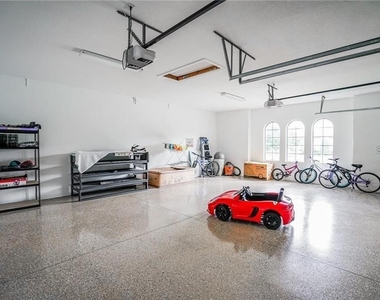 3999 Isabella Circle - Photo Thumbnail 40