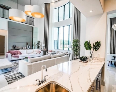 3999 Isabella Circle - Photo Thumbnail 11