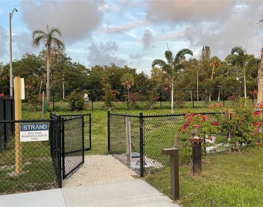 1709 N Tamiami Trail - Photo Thumbnail 9