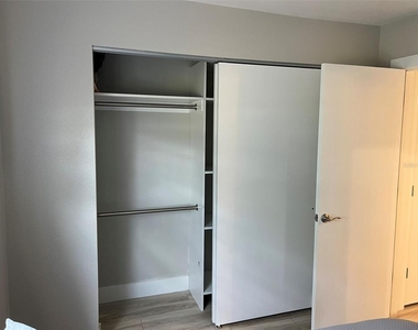 302 19th St. East - Photo Thumbnail 13
