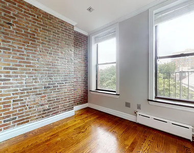 252 Mott Street - Photo Thumbnail 2