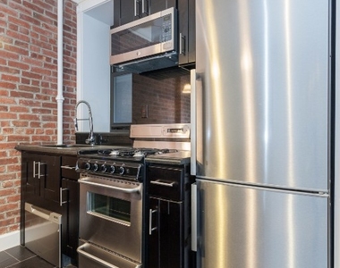 434 West 52nd Street - Photo Thumbnail 1