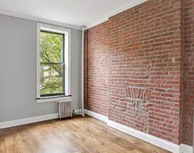 436 West 52nd Street - Photo Thumbnail 8