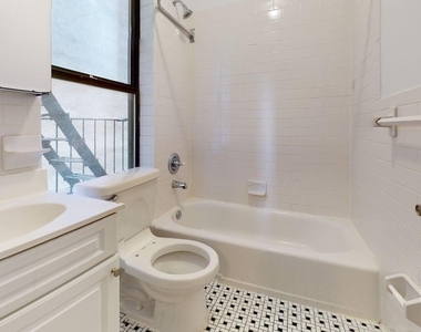 East 80th Street - Photo Thumbnail 8