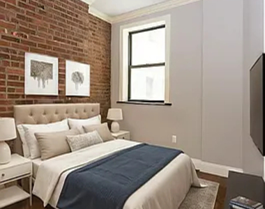 15 West 103rd Street - Photo Thumbnail 0