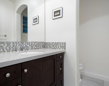81805 Four Seasons Place - Photo Thumbnail 37