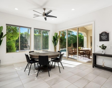 81805 Four Seasons Place - Photo Thumbnail 12
