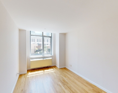 120 W. 21st - Photo Thumbnail 3