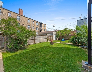 4821 N Washtenaw Avenue - Photo Thumbnail 13
