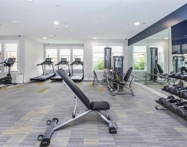 540 Richcrest Dr - Photo Thumbnail 11