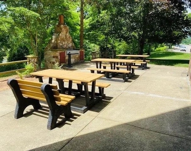 1 Kanawha Terrace - Photo Thumbnail 11