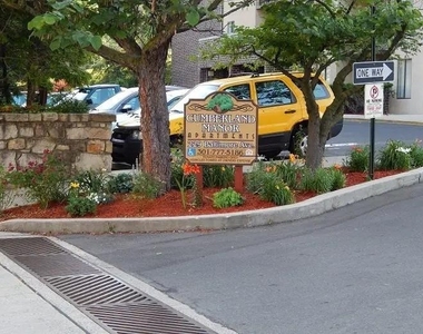 229 Baltimore Ave - Photo Thumbnail 3