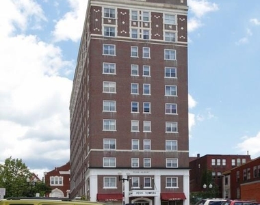 137 Harrison Ave - Photo Thumbnail 1