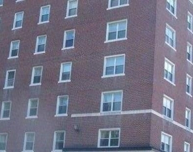 137 Harrison Ave - Photo Thumbnail 4