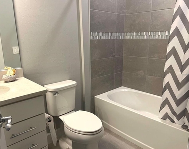 6236 Baywood Court - Photo Thumbnail 11