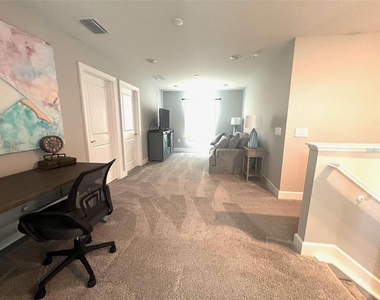 6236 Baywood Court - Photo Thumbnail 13