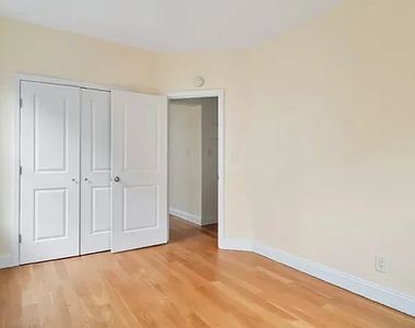 117 East 13th Street - Photo Thumbnail 2