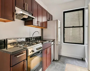 117 East 13th Street - Photo Thumbnail 6