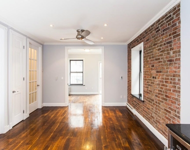 434 West 52nd Street - Photo Thumbnail 4