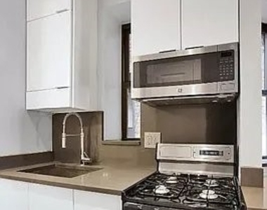 697 Tenth Avenue - Photo Thumbnail 1