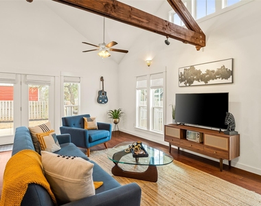 435 Hays St - Photo Thumbnail 6