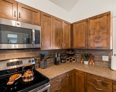 435 Hays St - Photo Thumbnail 31