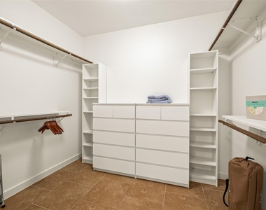 435 Hays St - Photo Thumbnail 18