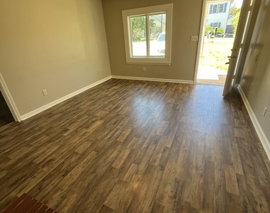 138 Crystal Brook - Photo Thumbnail 2