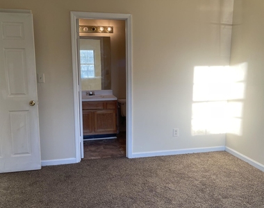 138 Crystal Brook - Photo Thumbnail 23