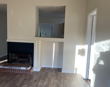 138 Crystal Brook - Photo Thumbnail 6