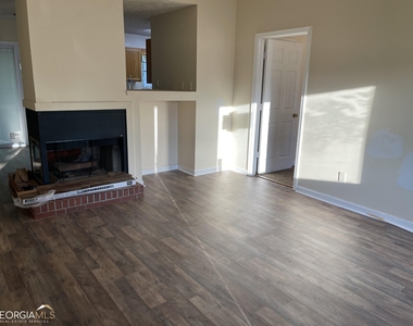 138 Crystal Brook - Photo Thumbnail 4