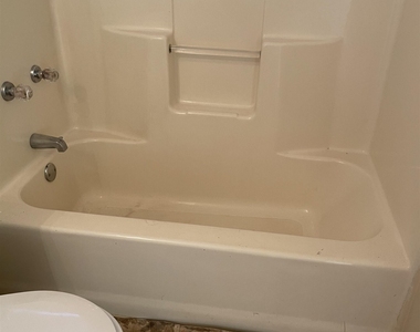 138 Crystal Brook - Photo Thumbnail 21