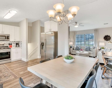 3605 Creek Mill Drive Nw - Photo Thumbnail 8