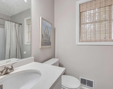 2011 Kemp Road - Photo Thumbnail 17