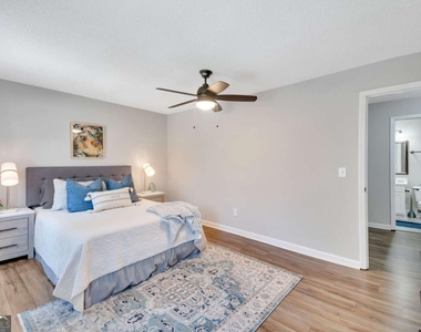 4521 Coopers Creek Circle Se - Photo Thumbnail 17