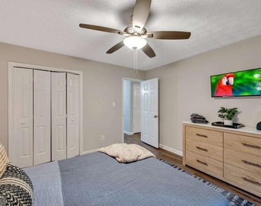 4375 Coopers Creek Drive Se - Photo Thumbnail 24