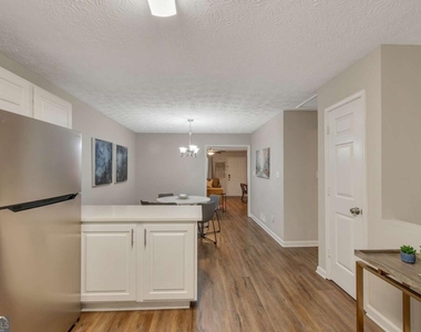 4375 Coopers Creek Drive Se - Photo Thumbnail 13