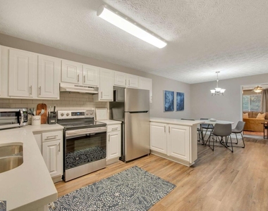 4375 Coopers Creek Drive Se - Photo Thumbnail 11