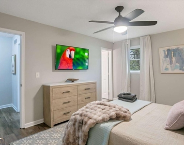 4523 Coopers Creek Circle Se - Photo Thumbnail 15