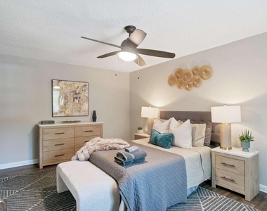 4523 Coopers Creek Circle Se - Photo Thumbnail 11