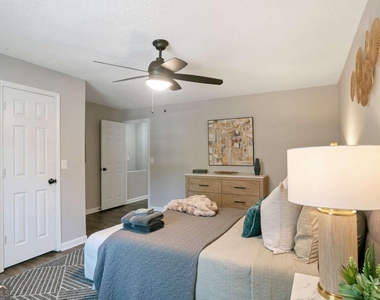 4523 Coopers Creek Circle Se - Photo Thumbnail 10
