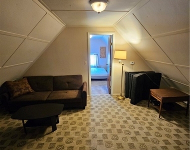 615 State Street - Photo Thumbnail 6