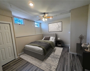 2422 Main St - Photo Thumbnail 2