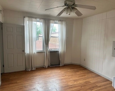 210 Bridge Street- 2nd Floor - Photo Thumbnail 3