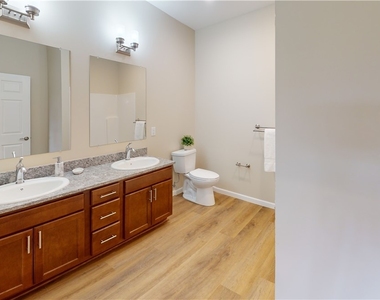 200 Mulcahy Boulevard - Photo Thumbnail 6