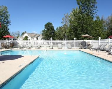 10 Arielle Court - Photo Thumbnail 19