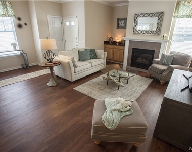 10 Arielle Court - Photo Thumbnail 1