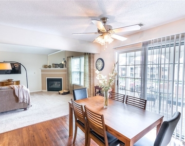 25 Spring Meadow Drive - Photo Thumbnail 4