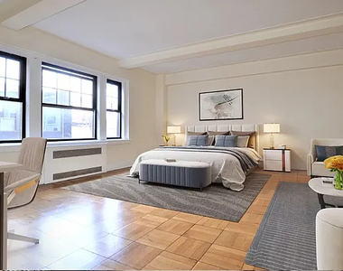 95 Christopher Street - Photo Thumbnail 2
